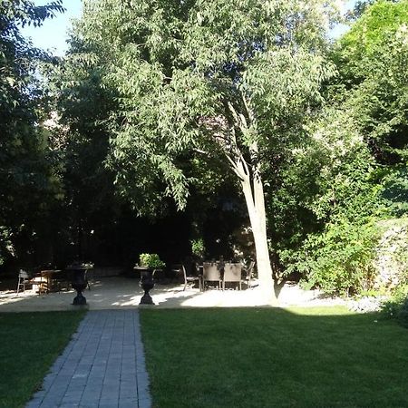 Chambre Cote Jardin Nîmes Exterior foto
