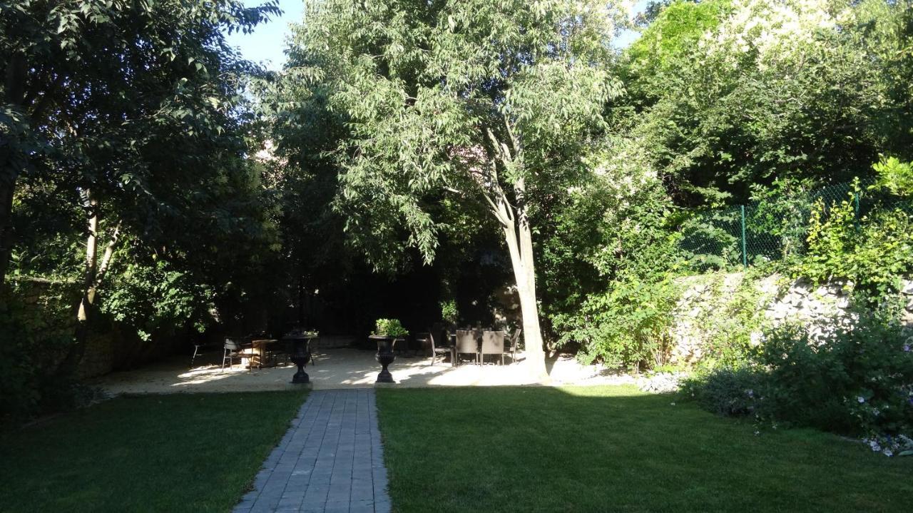 Chambre Cote Jardin Nîmes Exterior foto