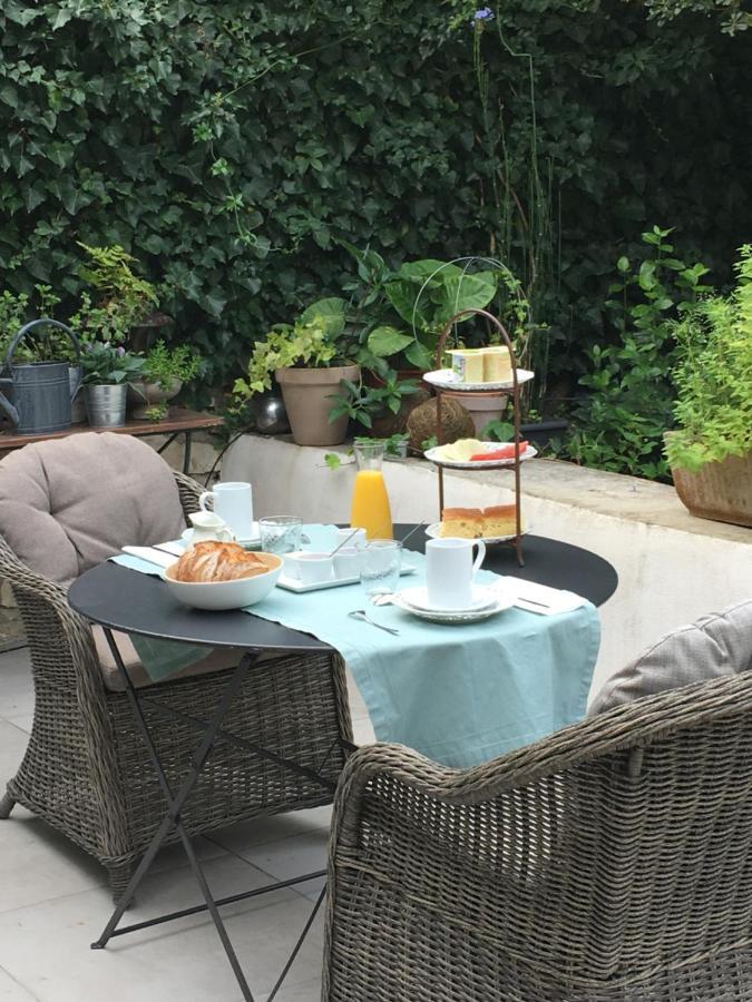 Chambre Cote Jardin Nîmes Exterior foto